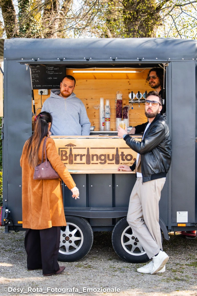 Servizio open bar professionale con spillatori qualificati Birringuito